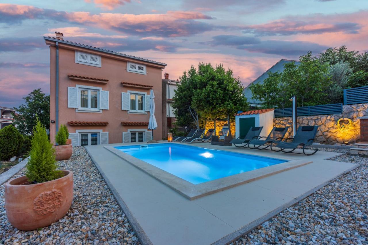 Apartments Marija ツリクヴェニツァ エクステリア 写真