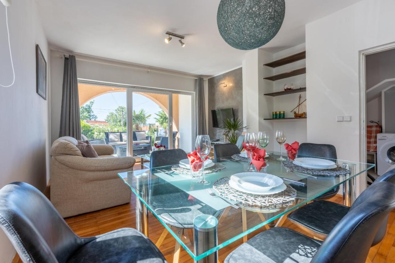 Apartments Marija ツリクヴェニツァ エクステリア 写真