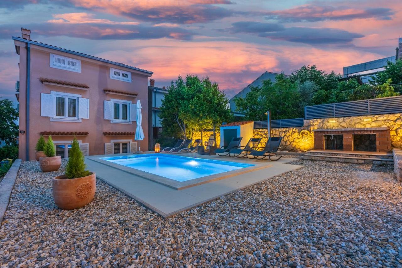 Apartments Marija ツリクヴェニツァ エクステリア 写真